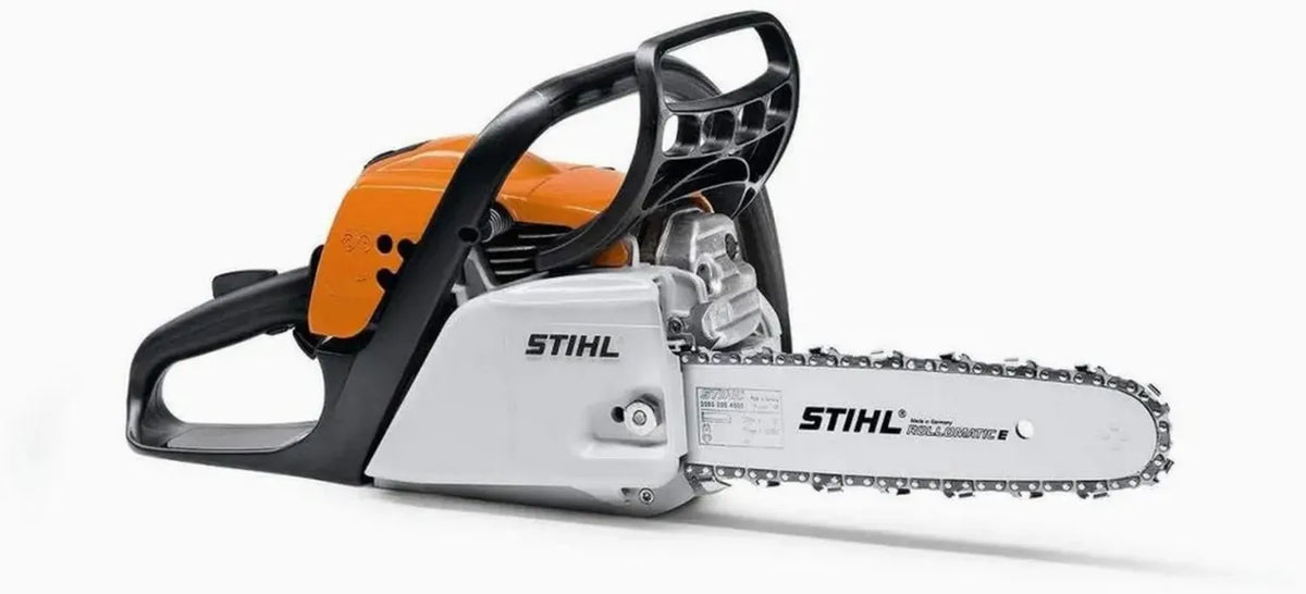 Stihl Motosega 32CC con Barra Guida da 35cm, Potente e Compatta